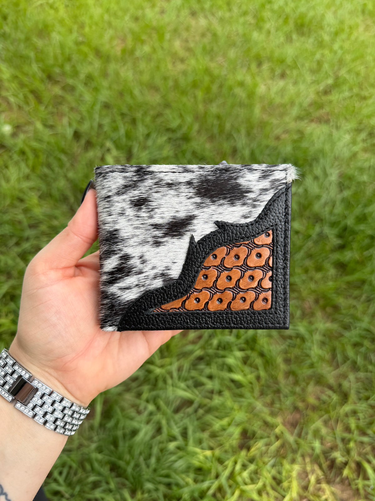 The Maverick Cowhide Bi-Fold Tooled Leather Wallet